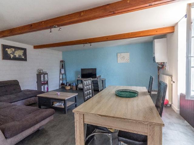 Maison 128 m2 avec local indépendant À 10 min de Surgères