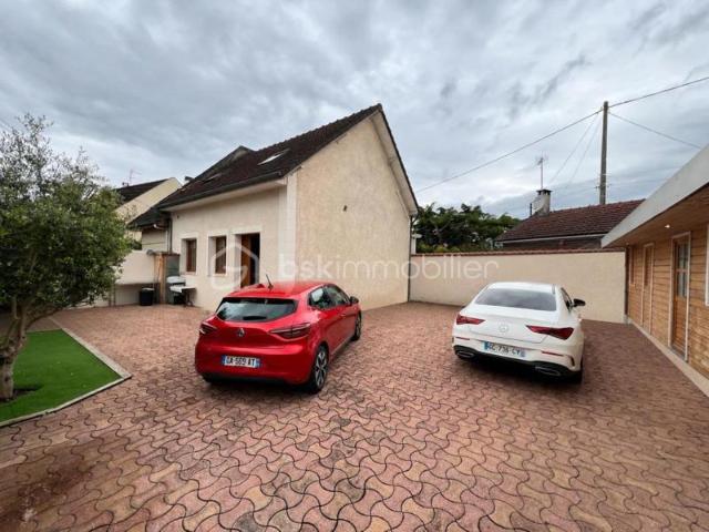 MAISON 129M2 3CH