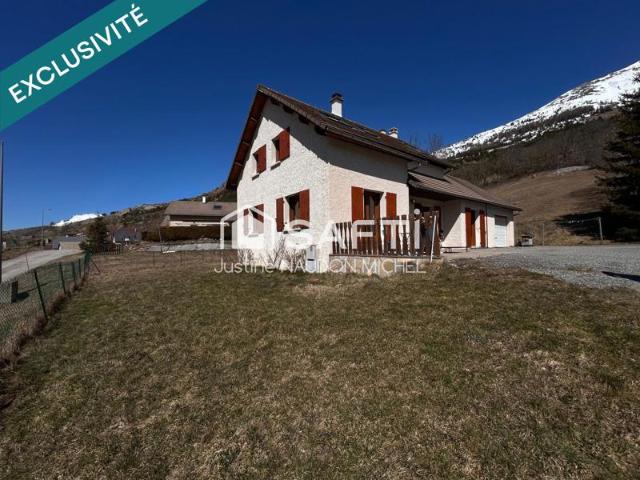 Maison 120m²– 3 chambres – Terrain 1187m² – Garage