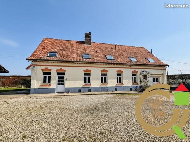 Maison 12 pièces 145 m²