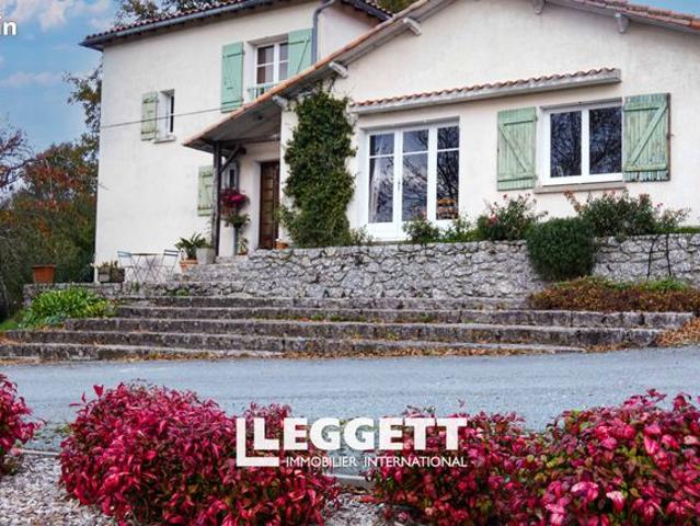 Maison 12 pièces 151 m²