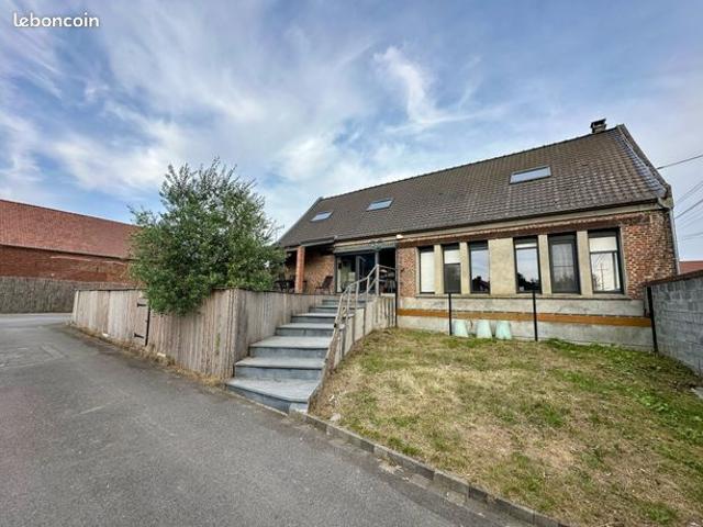 Maison 12 pièces 154 m²