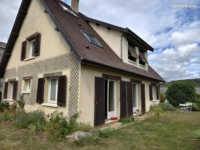 Maison 12 pièces 175 m²