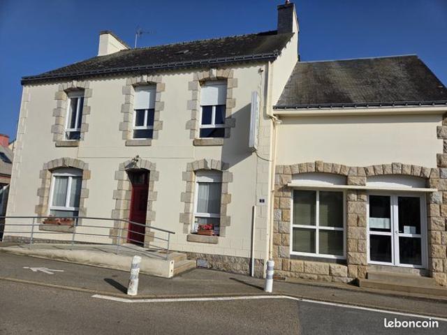 Maison 12 pièces 176 m²