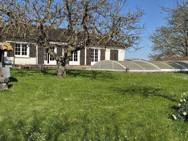 Maison 12 pièces 176 m²