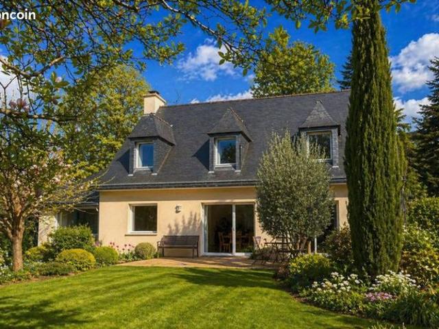 Maison 12 pièces 179 m²