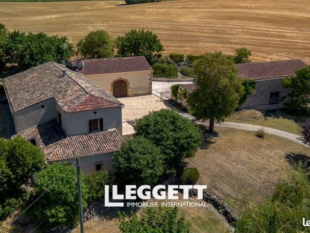 Maison 12 pièces 130 m²