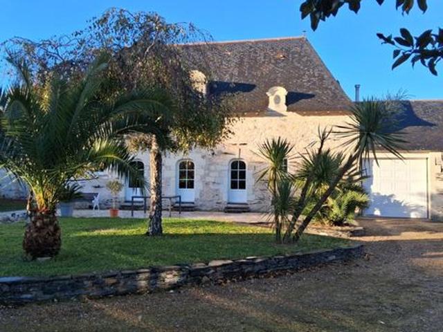 Maison 12 pièces 243 m²