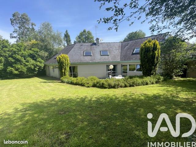 Maison 12 pièces 240 m²