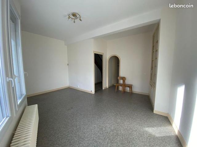 Maison 12 pièces 240 m²