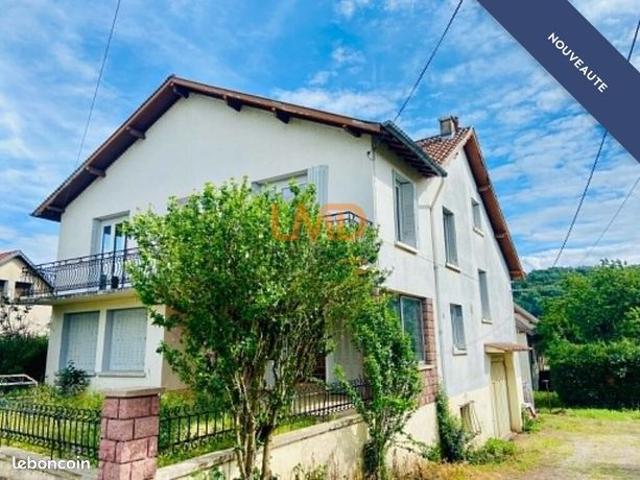 Maison 12 pièces 241 m²