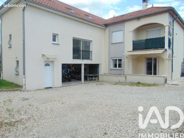 Maison 12 pièces 251 m²