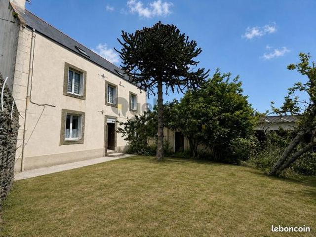 Maison 12 pièces 257 m²