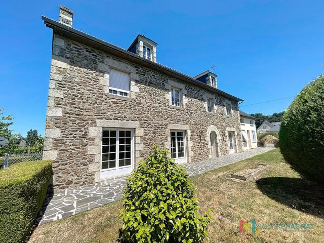 Maison 12 pièces 255 m²