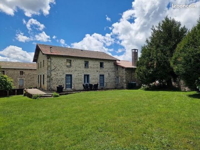 Maison 12 pièces 258 m²