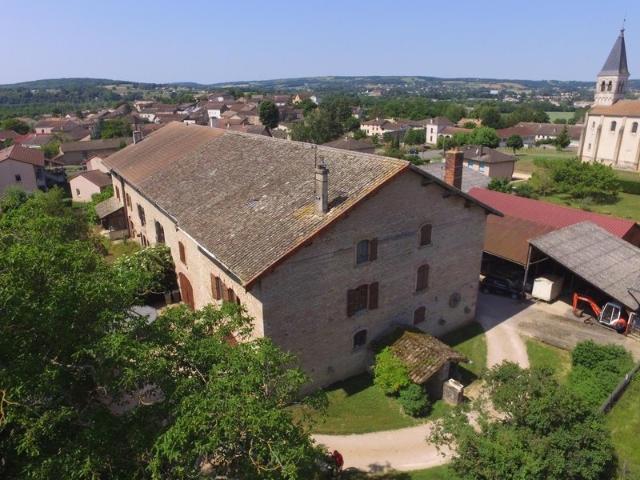 Maison 12 pièces 260 m²