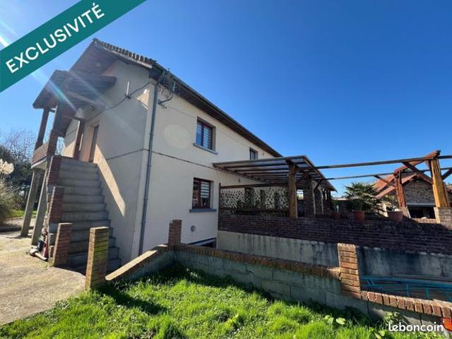 Maison 12 pièces 270 m²
