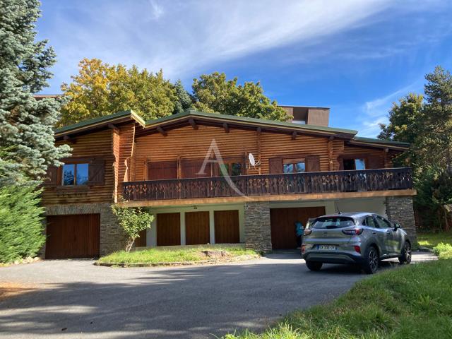 Maison 12 pièces 274 m²