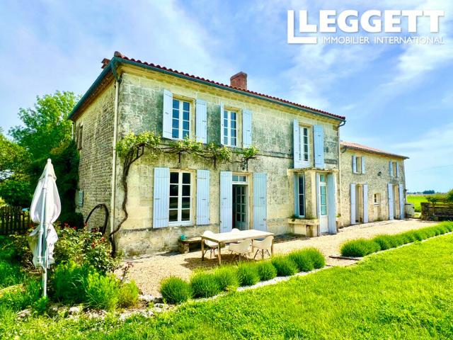 Maison 12 pièces 275 m²