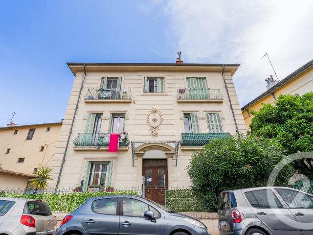 Maison 12 pièces 280 m²