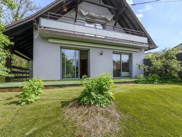 Maison 12 pièces 280 m²