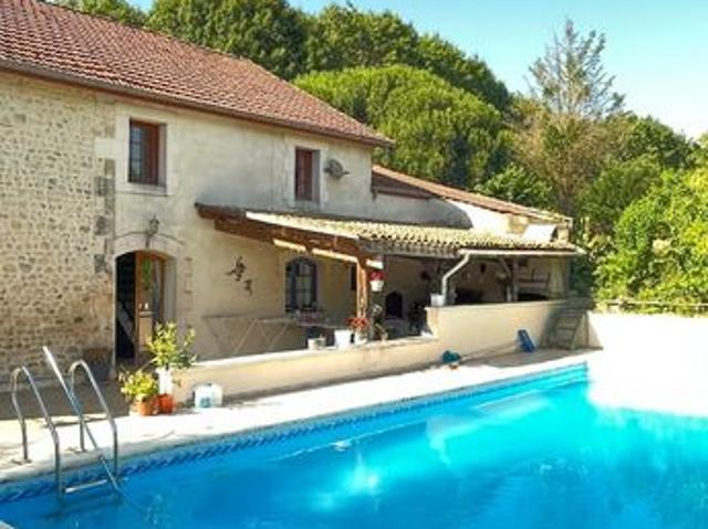Maison 12 pièces 284 m²