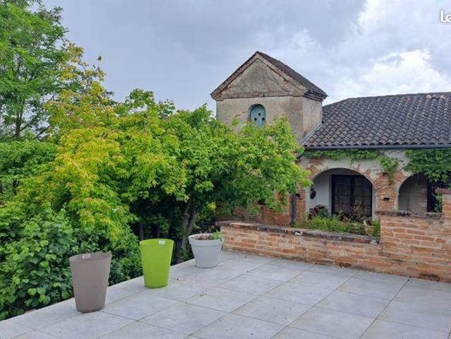Maison 12 pièces 285 m²