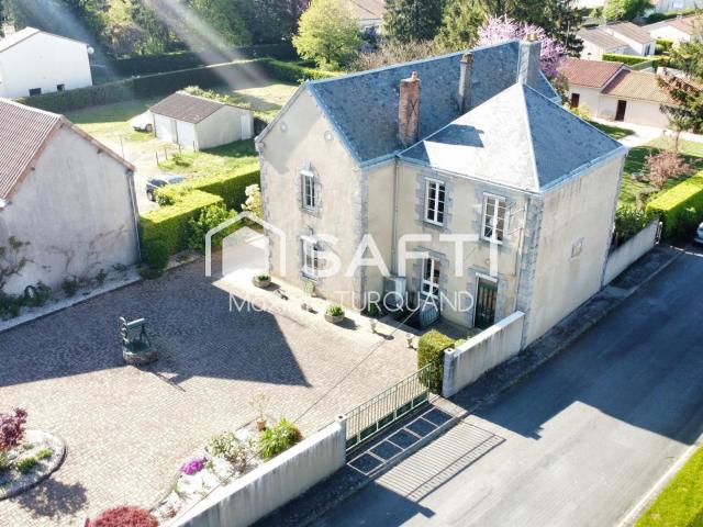 Maison 12 pièces 286 m²