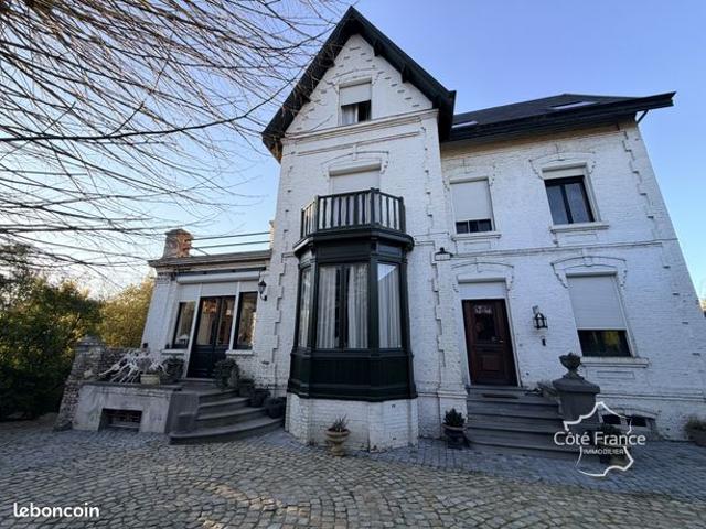 Maison 12 pièces 289 m²