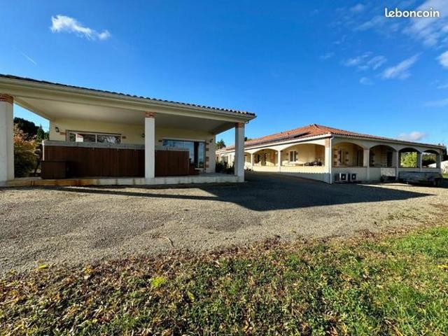 Maison 12 pièces 293 m²