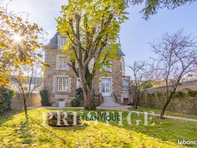 Maison 12 pièces 293 m²