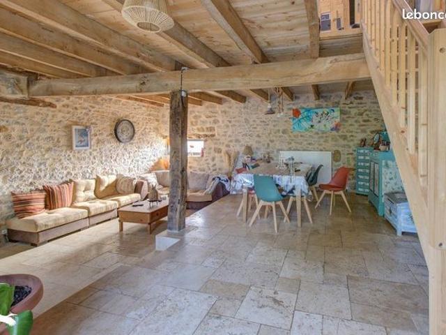 Maison 12 pièces 290 m²
