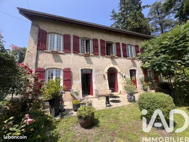 Maison 12 pièces 290 m²