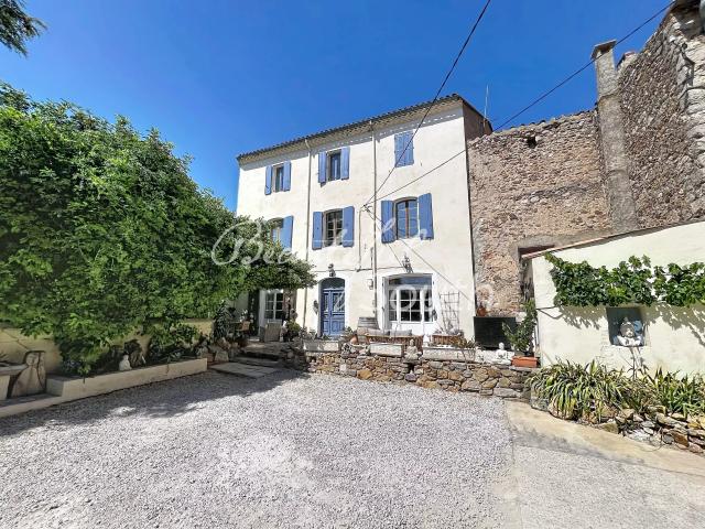Maison 12 pièces 290 m²