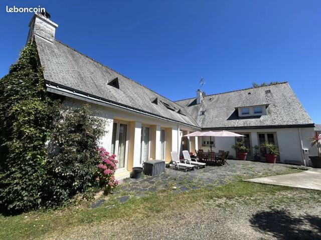 Maison 12 pièces 297 m²