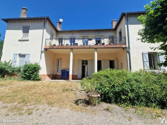 Maison 12 pièces 294 m²