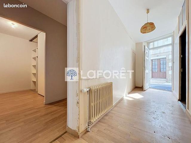 Maison 12 pièces 295 m²