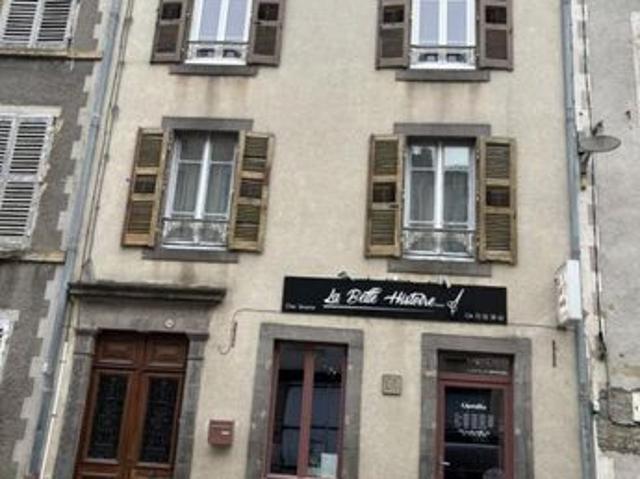 Maison 12 pièces 201 m²