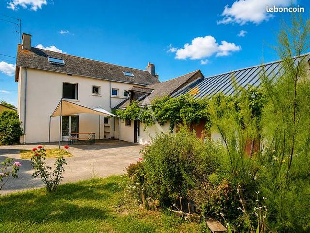 Maison 12 pièces 206 m²