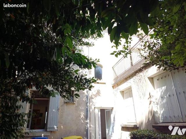 Maison 12 pièces 209 m²