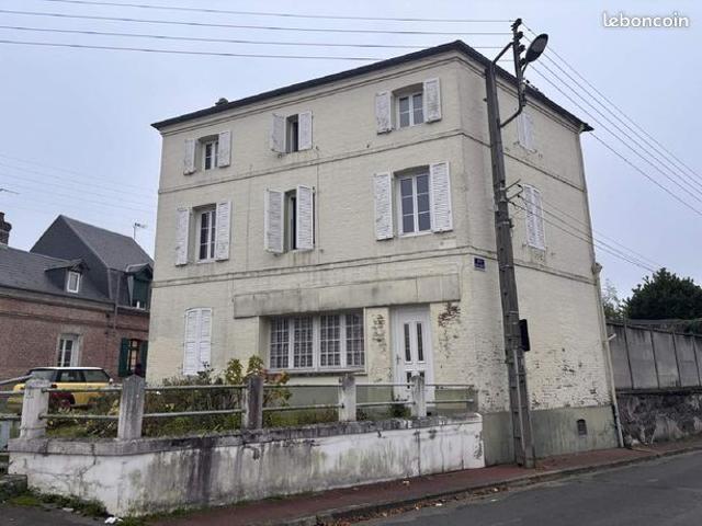 Maison 12 pièces 217 m²