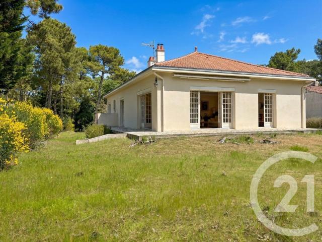 Maison 12 pièces 220 m²
