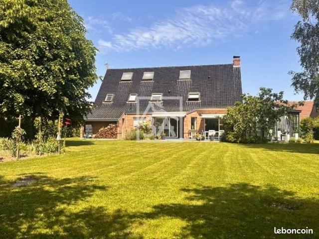 Maison 12 pièces 220 m²