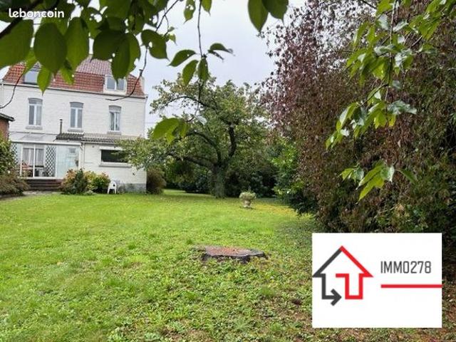 Maison 12 pièces 227 m²