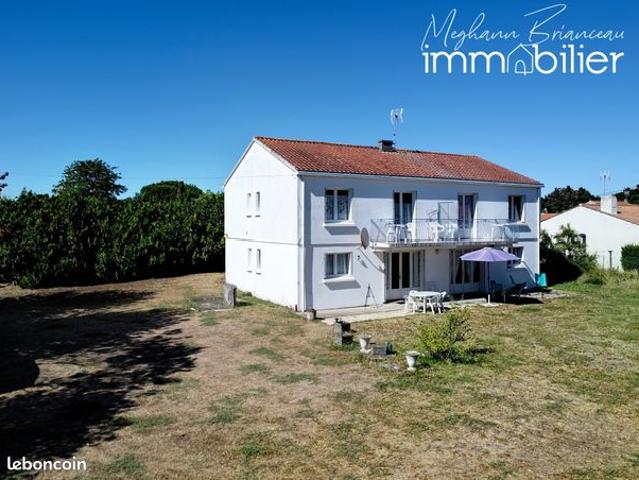 Maison 12 pièces 227 m²