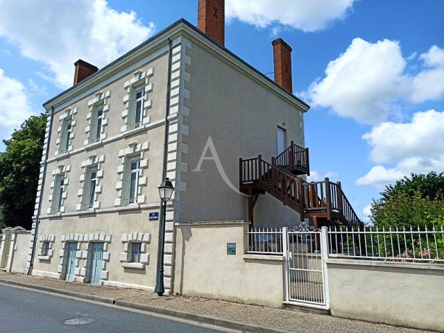 Maison 12 pièces 225 m²