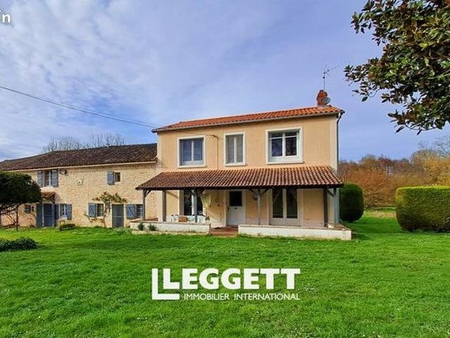 Maison 12 pièces 225 m²