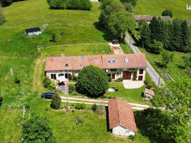 Maison 12 pièces 226 m²