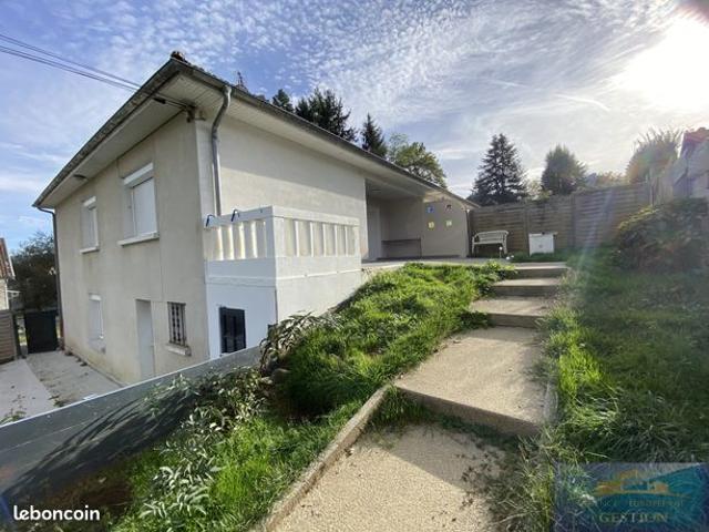Maison 12 pièces 230 m²