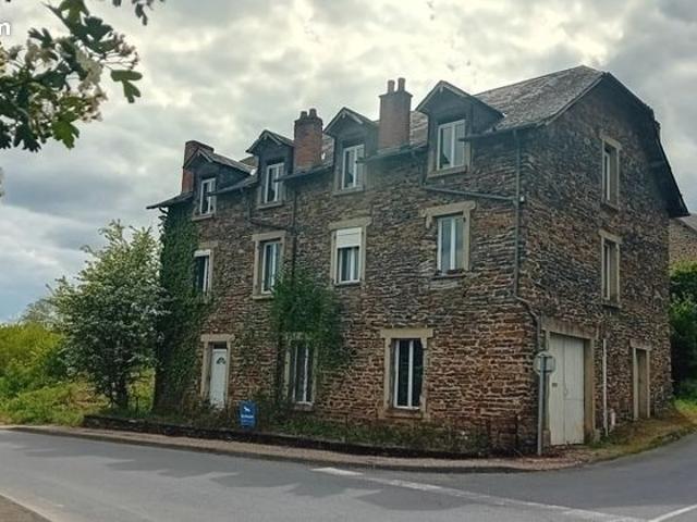 Maison 12 pièces 235 m²